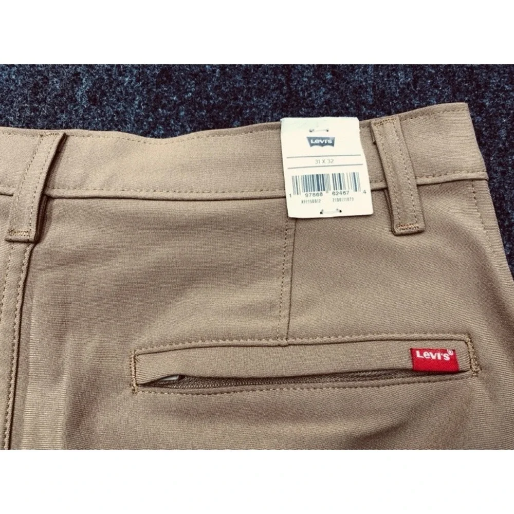 Levi's XX Chino Standard Taper Men 31x32 Tan Tech High Stretch Quick Dry Pants
